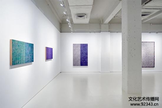 麦克阿瑟·比尼恩（McArthur   Binion）个展现场